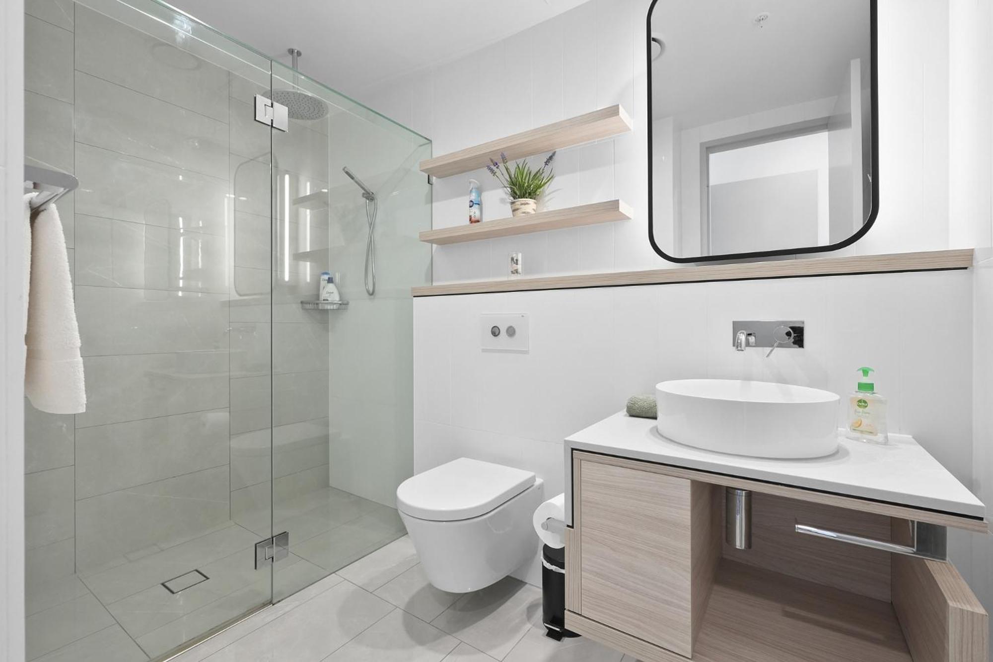 Sky-high Ocean Views * Gold Coast